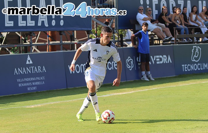 Jorge Álvarez brilla y suma los tres puntos del Trofeo Moñi-M24H