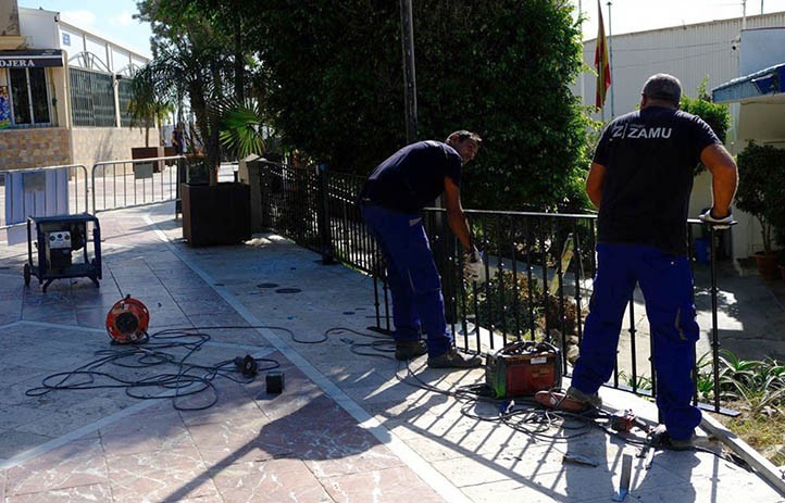 Dinero del Plan Turístico para reparar barandillas en Marbella
