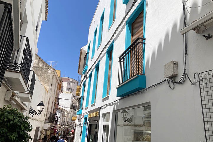 IU pide a la Junta que declare Marbella como zona tensionada en vivienda