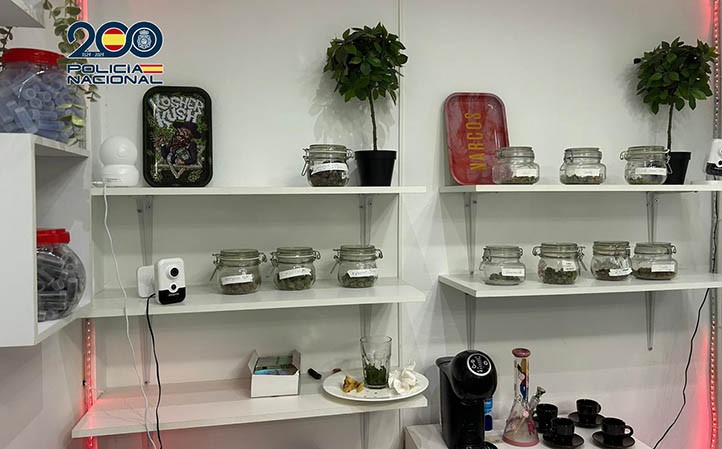 Desmantelados dos clubes de cannabis en Marbella por distribuir droga