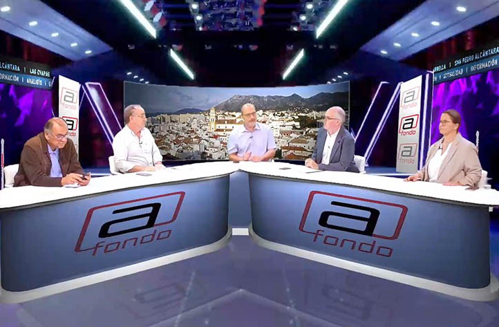 La tertulia de televisión "A Fondo" aborda los presupuestos para 2025