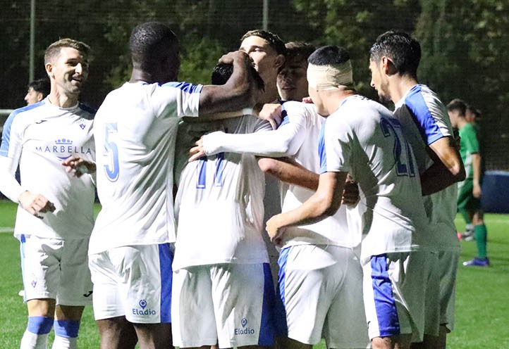 El Atlético Marbella Paraíso suma tres puntos más en Loja (0-3)