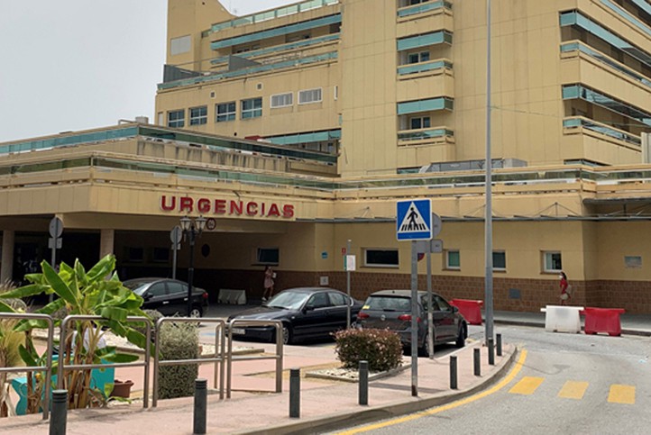 Una mujer resulta herida en el incendio de una vivienda en Marbella