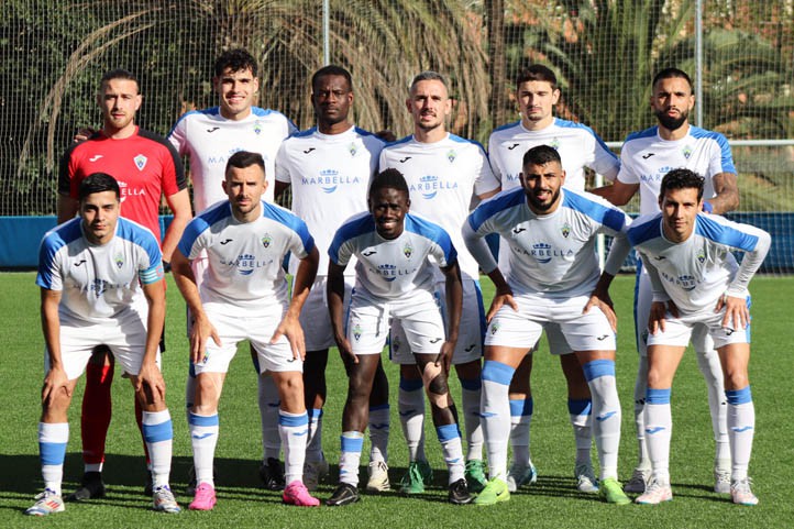 El Atlético Marbella cierra temporada en casa con empate ante el colista (2-2)
