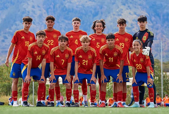 El marbellí Víctor Maestra debuta con la selección española sub-14