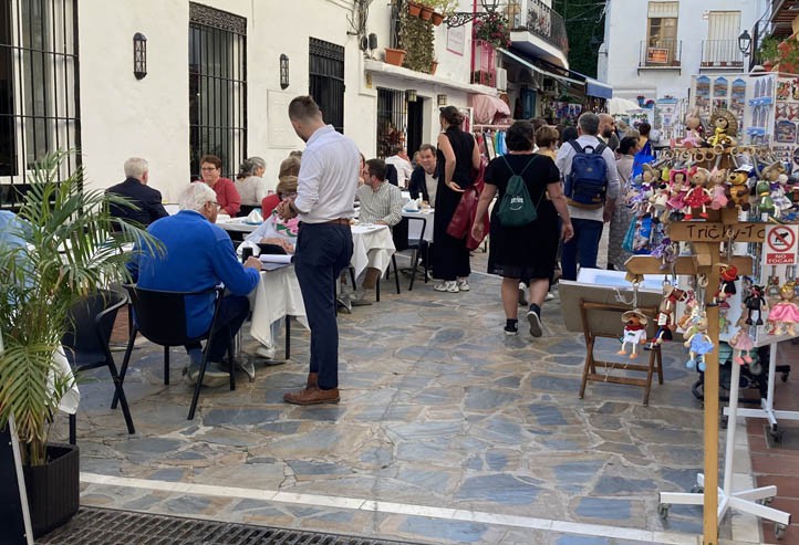 Marbella generó más de 3.000 empleos en abril con la Semana Santa