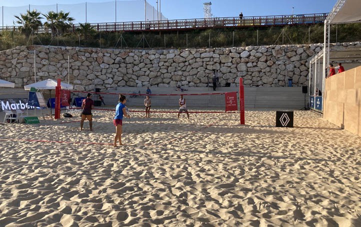 Marbella acoge por primera vez el Campeonato Absoluto de Tenis Playa