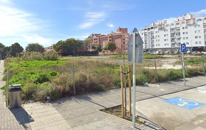 Vendida por 4,3 millones una parcela municipal en San Pedro Alcántara