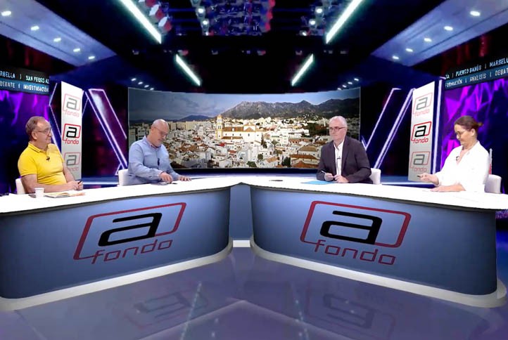 Las playas, la Feria y la sanidad pública en la tertulia de TV "A Fondo"