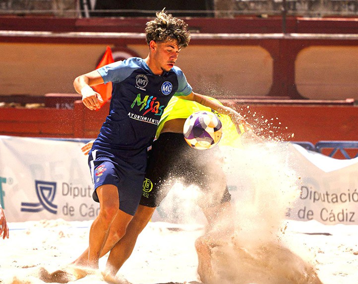El Mijas Beach Soccer, destino de los marbellíes Pino, Miguelito y Pirata