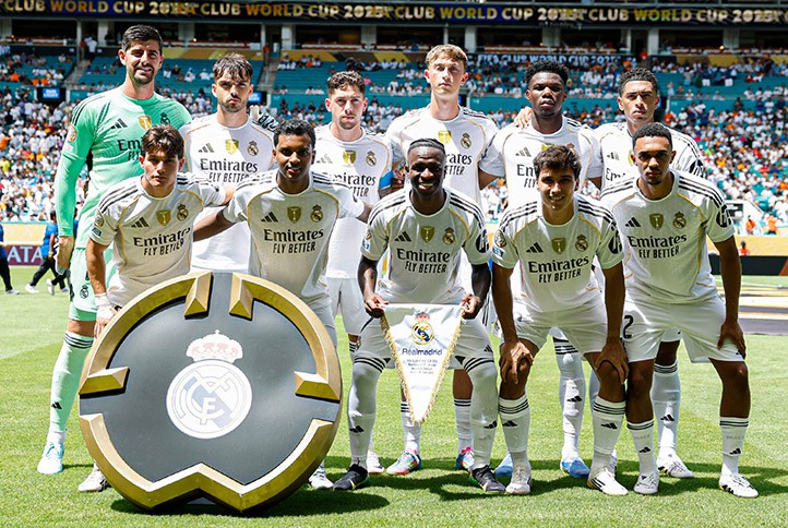 Dean Huijsen debuta como titular en el empate del Real Madrid ante Al Hilal