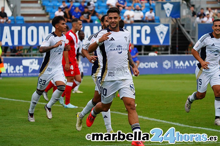Aitor Puñal también renueva su compromiso con el Marbella hasta 2026