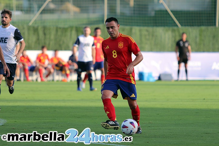 Debra recauda 6.000 euros con el partido solidario en Marbella