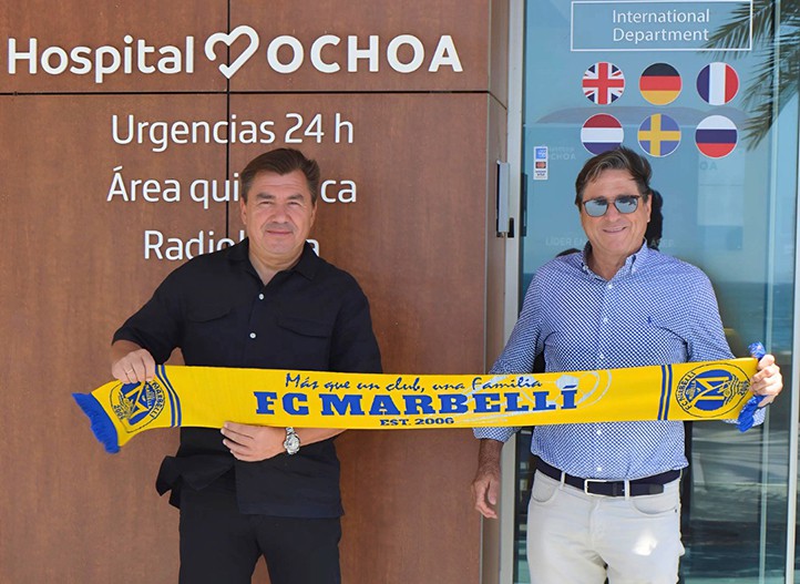 Hospital Ochoa renueva su compromiso como Servicio Médico del FC Marbellí