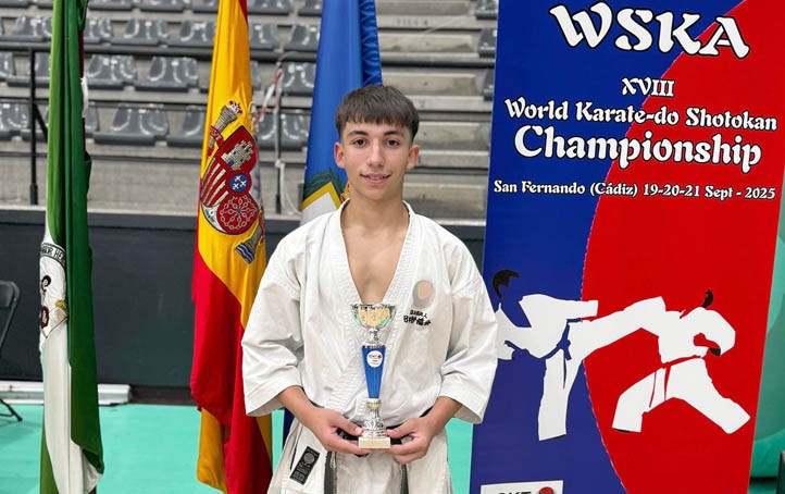 Antonio Mena, del Karate San Pedro, se clasifica para el Mundial
