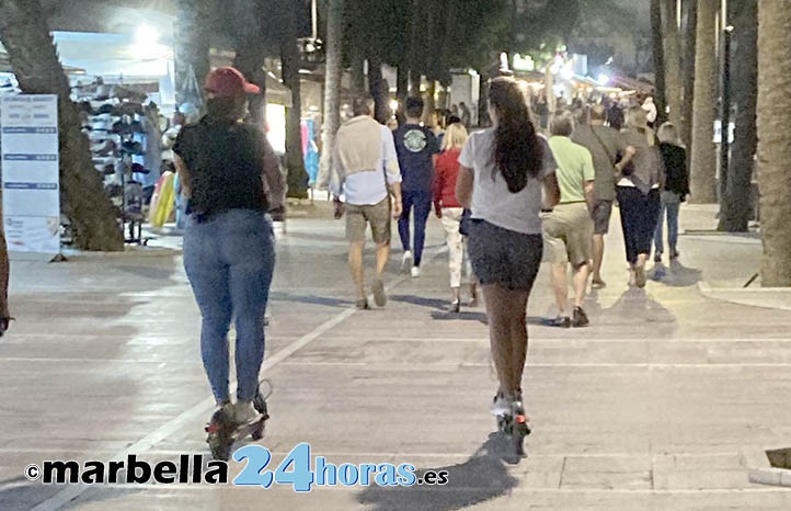 Marbella recuerda en la temporada alta las normas de convivencia