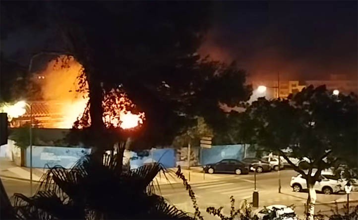 IU denuncia que el incendio del estadio se debe a la "negligencia" de Muñoz