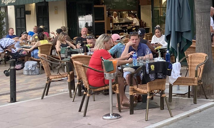 Tímida bajada del paro en Marbella en el mejor mes de julio en 18 años