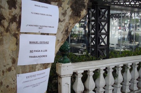 Los trabajadores denuncian 5 meses de impagos en la Cafetería Marbella