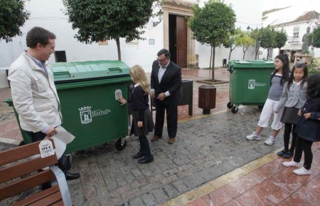 El Ayuntamiento inicia una campaña para concienciar sobre el cuidado del mobiliario urbano