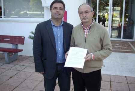 IU pide que se estudie una parada temporal de la desaladora que repercuta en una rebaja del recibo