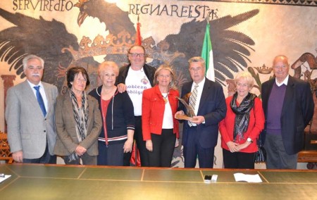 La asociación Pro Dunas Bahía de Marbella recibe uno de los premios Andalucía de Medio Ambiente