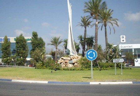 La Comisión de Fomento del Parlamento Andaluz aprueba el puente peatonal en Las Medranas