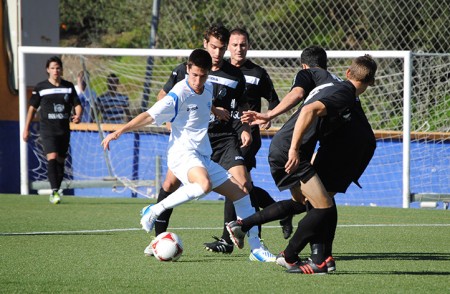 El Marbella pierde dos puntos en el descuento ante el Huércal (3-3)