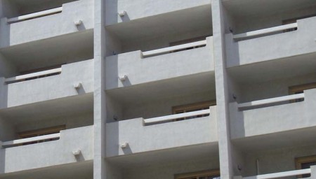Izquierda Unida plantea medidas para facilitar el acceso a la vivienda a personas con pocos recursos