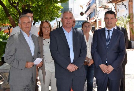 Los grupos de la oposición hablan de comportamiento 