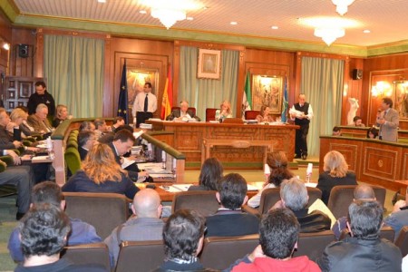 El pleno avanza en dos cambios del PGOU para vender el subsuelo y para rescatar la residencia del Trapiche