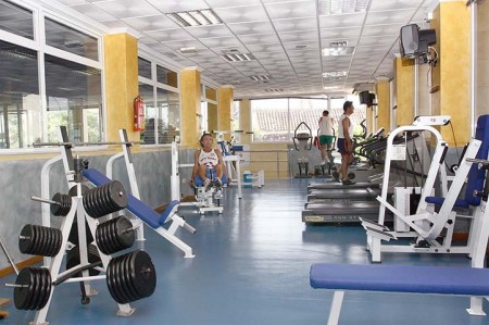 Izquierda Unida denuncia el mal estado de los gimnasios municipales