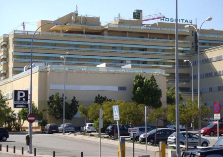 El Defensor del Pueblo Andaluz admite una queja de los trabajadores del Hospital Costal del Sol