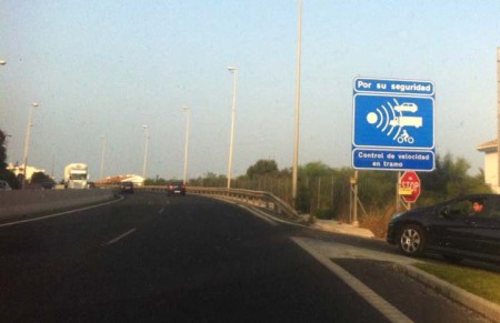 El radar de tramo en la Cala de Mijas ya está en funcionamiento
