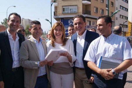 El PSOE de la Costa del Sol entrega a Susana Díaz los avales recogidos