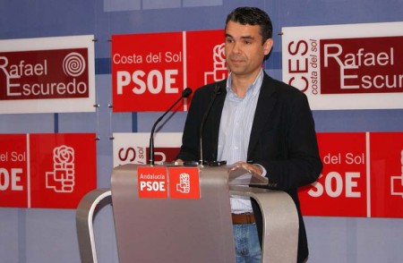 El PSOE denuncia que cien alumnos de Marbella han tenido que dejar la universidad por falta de ayudas