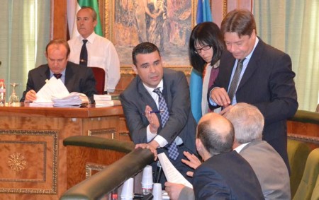 El PSOE exige al Ayuntamiento que colabore con la Junta para becar a los alumnos del municipio