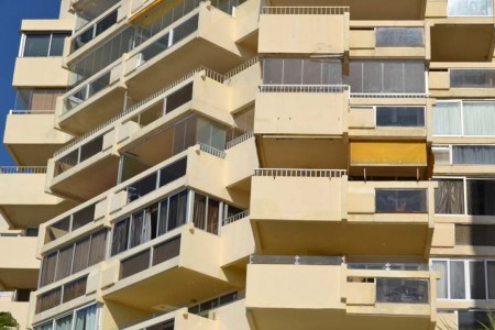 La alcaldesa asegura que la rebaja del IBI para 2014 hará que el 40% de los recibos se mantengan o bajen