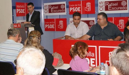 Los militantes del PSOE de Marbella respaldan la gestión de José Bernal