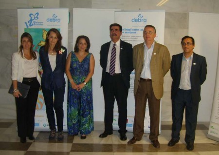 El Hospital Costa del Sol celebra con una exposición el Día Mundial de la Piel de Mariposa