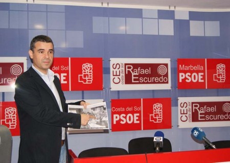 El PSOE pide la dimisión de Francisca Caracuel por 
