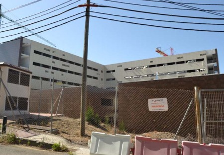 IU pide que se convoque la comisión sobre las obras del Hospital