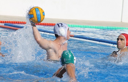 El equipo masculino de CW Marbella vence por 22-4 ante el CW Chiclana