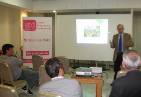 UPyD analiza en una tertulia los problemas de la sanidad local