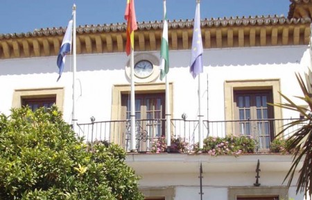 IU critica la 