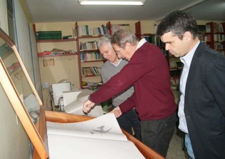 El PSOE defiende la educación pública durante una visita al colegio Miguel de Cervantes