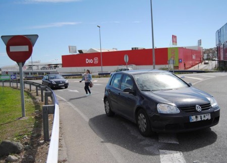 La alcaldesa sale decepcionada de la cita con la Consejería de Fomento
