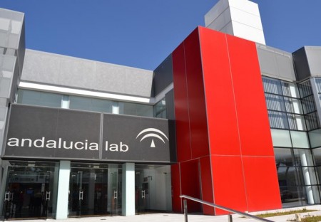 El Ayuntamiento abre otro frente contra la Junta con el Andalucía Lab