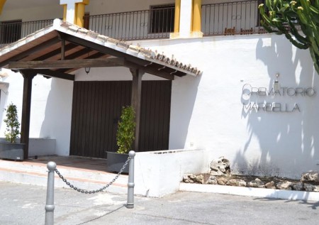 El PSOE reclama que se reanude el servicio de crematorio