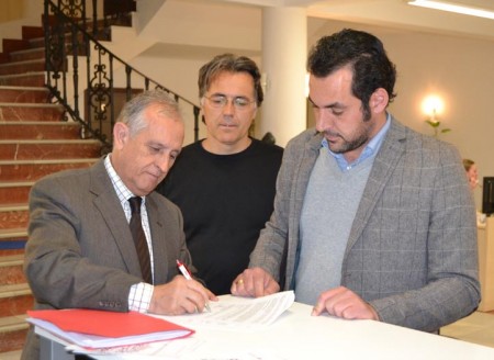 IU pide la comparecencia de la alcaldesa ante el pleno para explicar sus inversiones en Luxemburgo